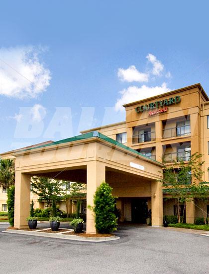 почивка в  Courtyard by Marriott Charleston North/Coliseum