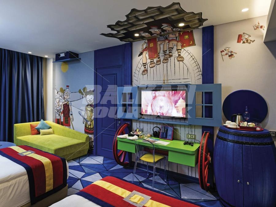 почивка в The Land of Legends Kingdom Hotel