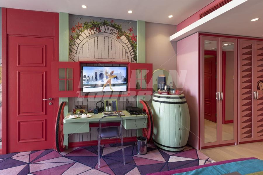 почивка в The Land of Legends Kingdom Hotel