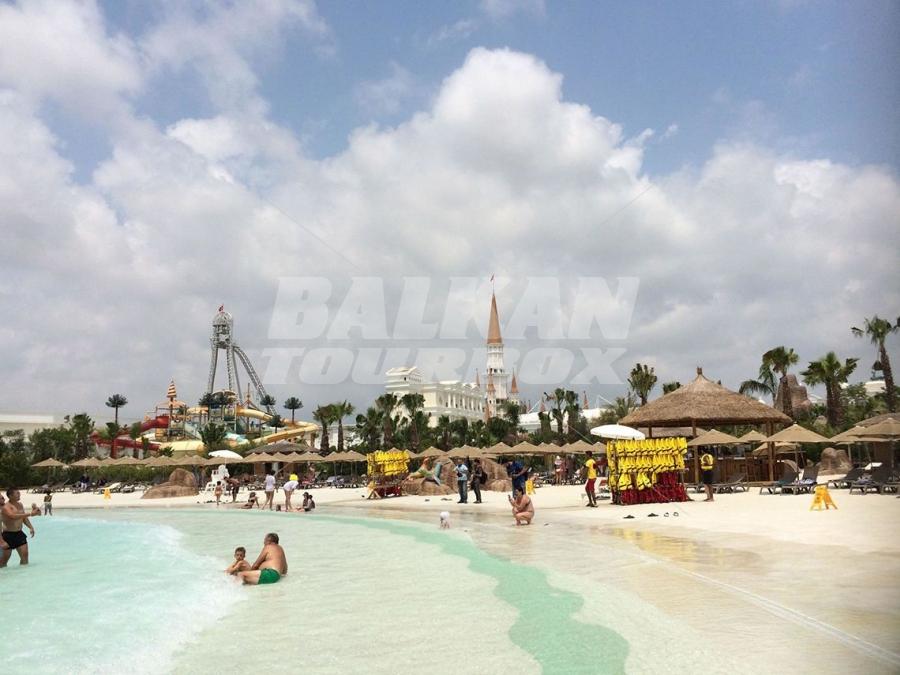 почивка в The Land of Legends Kingdom Hotel