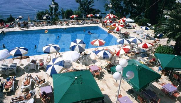 holiday in Ambasador