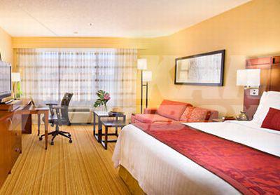 почивка в Courtyard by Marriott San Francisco Fisherman's Wharf