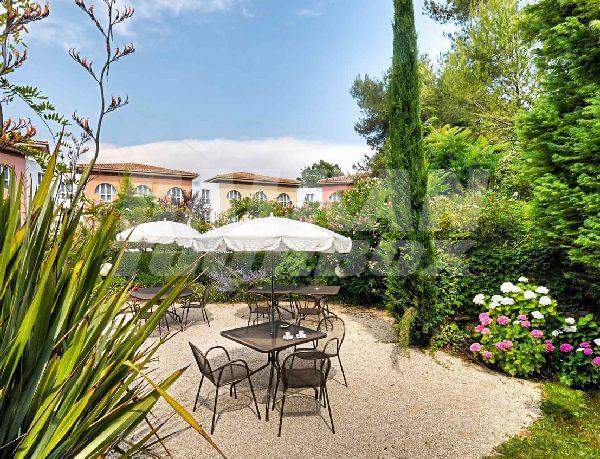 holiday in Mercure Antibes Sophia Antipolis