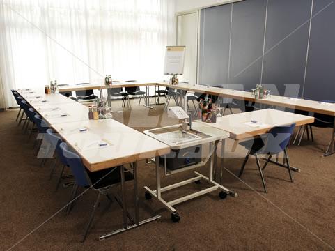 почивка в NH Munchen Neue Messe