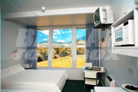 почивка в Leisure Inns Waterfront Lodge