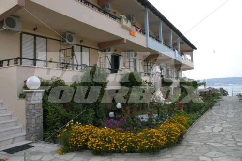 почивка в Sunrise Hotel Amouliani