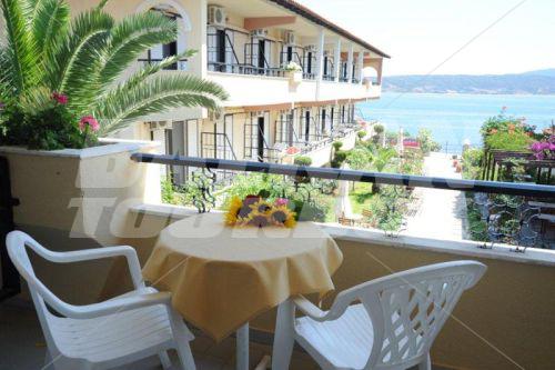почивка в Sunrise Hotel Amouliani
