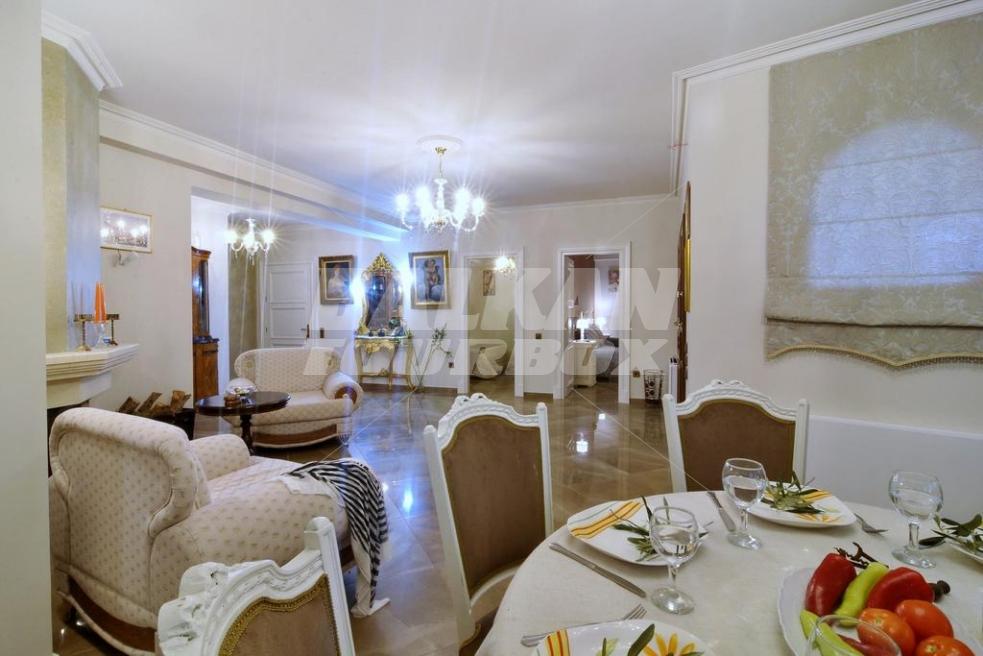 почивка в Luxury Villa in Corfu