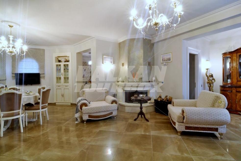 почивка в Luxury Villa in Corfu
