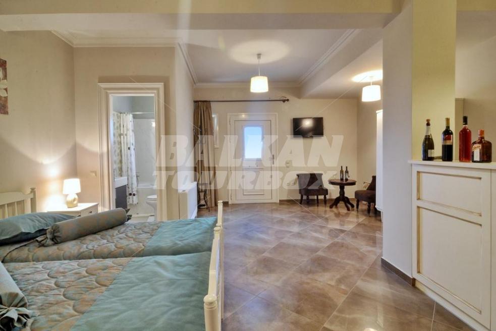 почивка в Luxury Villa in Corfu