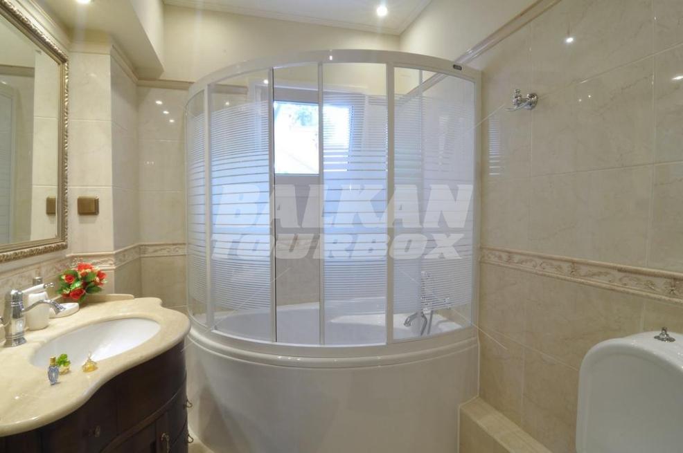 почивка в Luxury Villa in Corfu