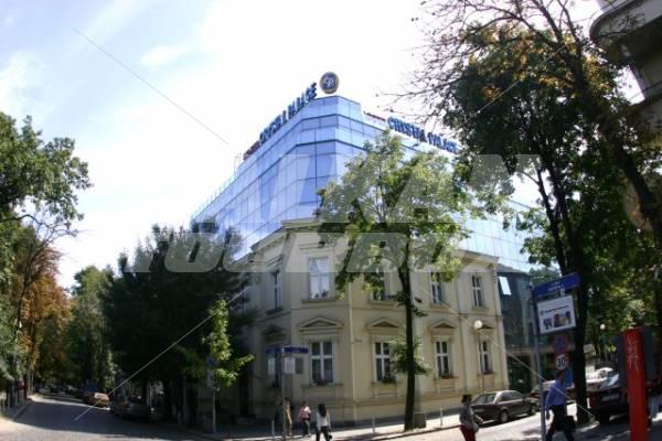 почивка в  Кристал Палас