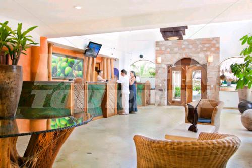 почивка в Las Palmas Beach Resort