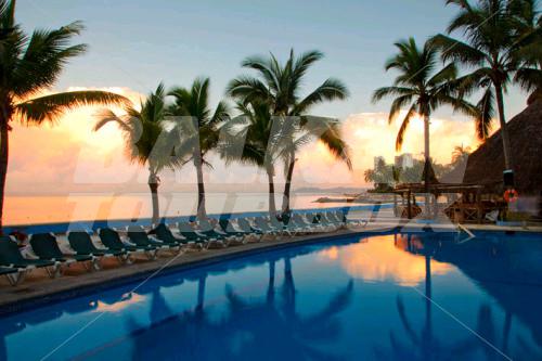 почивка в Las Palmas Beach Resort