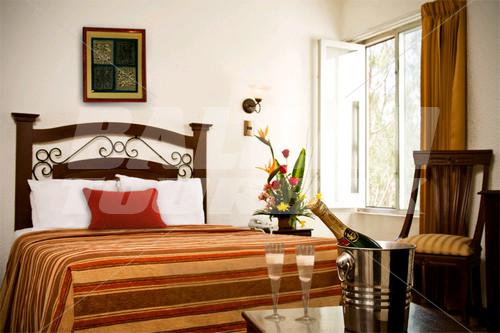 почивка в The San Agustin Posada del Monasterio Hotel