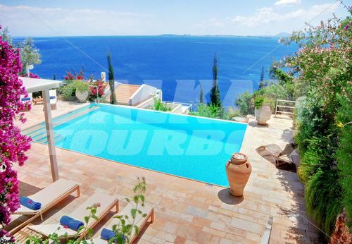 почивка в Corfu Luxury Villas