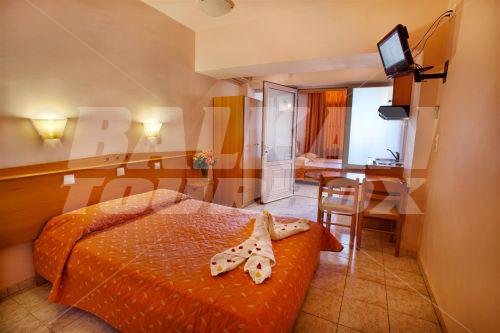 holiday in Ilios Aparthotel