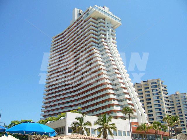 почивка в Crowne Plaza Acapulco