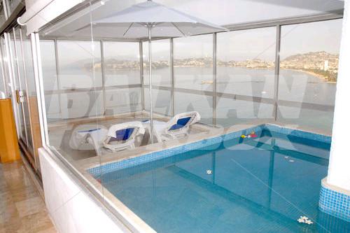 почивка в Crowne Plaza Acapulco