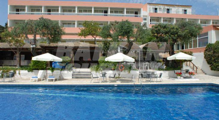 почивка в  Alexandros Hotel