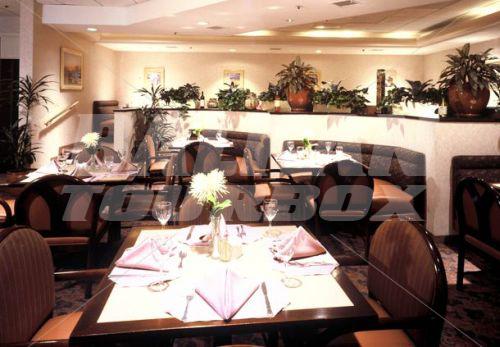 почивка в Courtyard by Marriott Los Angeles Marina del Rey