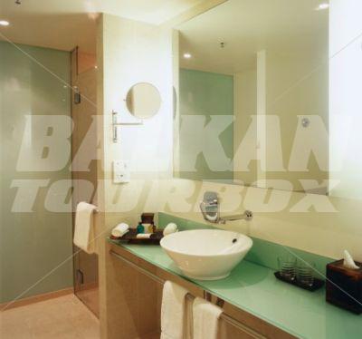 почивка в Hilton Melbourne Airport