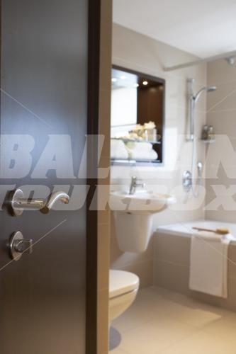почивка в Quality Crown Paddington