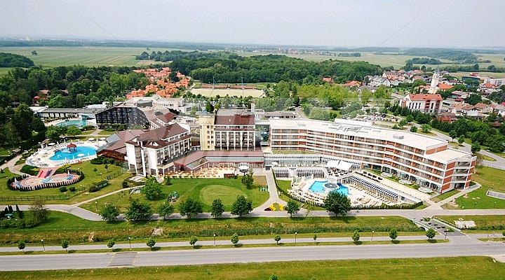 holiday in Livada Prestige