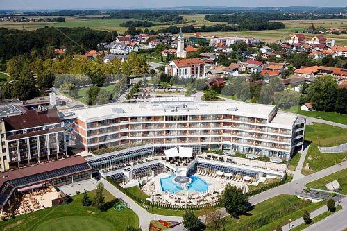 holiday in Livada Prestige