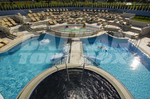 holiday in Livada Prestige