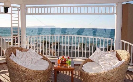 holiday in Europa Beach Hotel