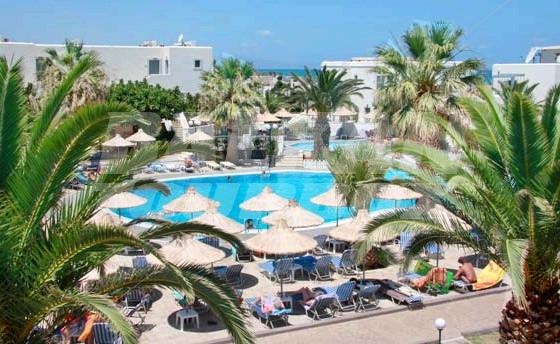 holiday in Europa Beach Hotel