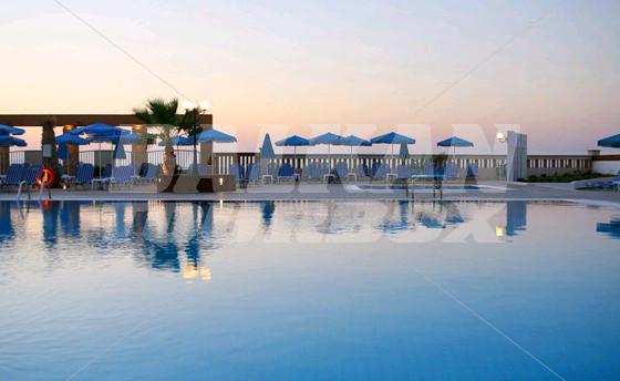 holiday in Europa Beach Hotel