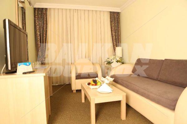почивка в Sealife Family Resort