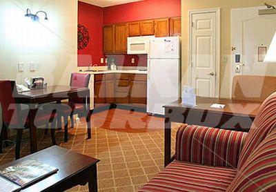 почивка в Residence Inn by Marriott Charleston Downtown/Riverview