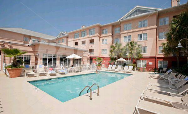 почивка в  Residence Inn by Marriott Charleston Downtown/Riverview