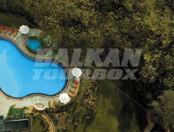 holiday in Shangri-La