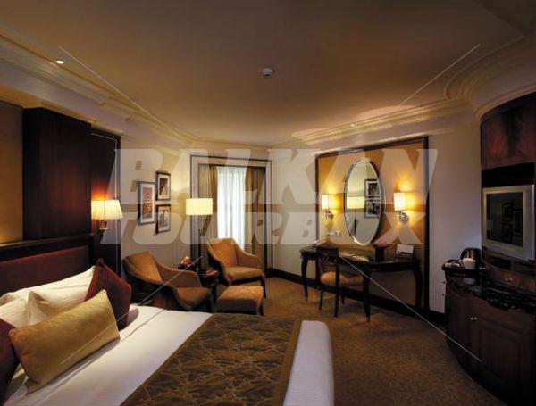 holiday in Shangri-La