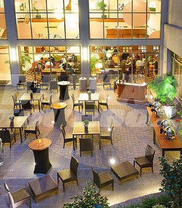 почивка в Courtyard by Marriott Downtown San Francisco