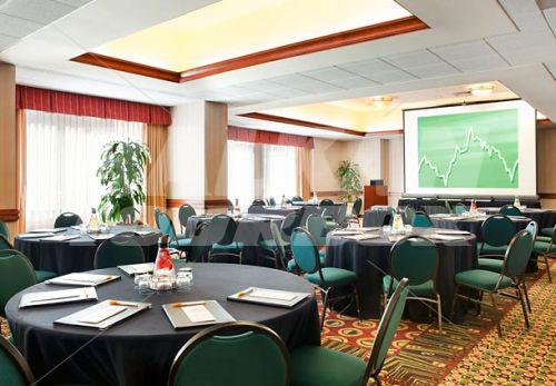 почивка в Courtyard by Marriott Downtown San Francisco