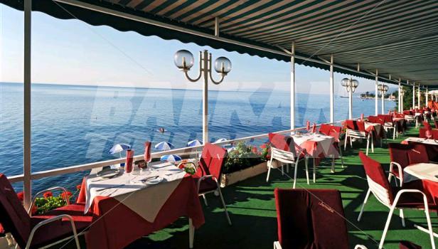 holiday in Belvedere