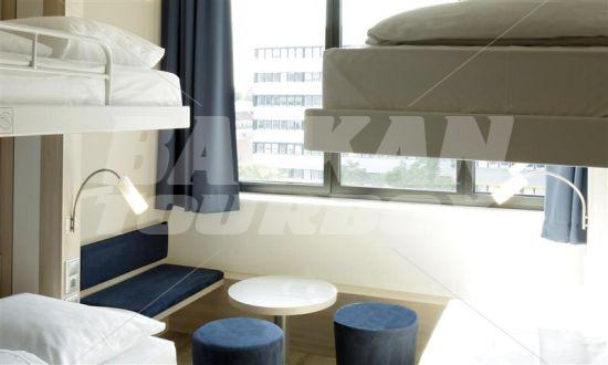 почивка в H2 Berlin Alexanderplatz