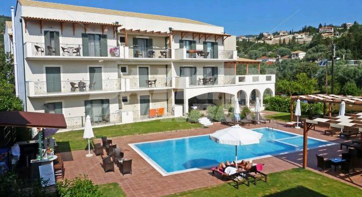 holiday in  Eleana