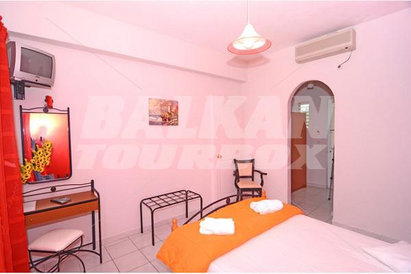 почивка в Zante Pantheon Hotel