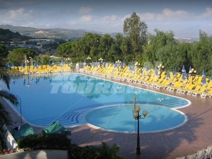 почивка в Costa Verde