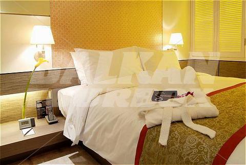 holiday in Charterhouse Causeway Bay
