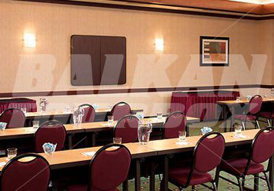 почивка в Courtyard by Marriott Cincinnati Covington
