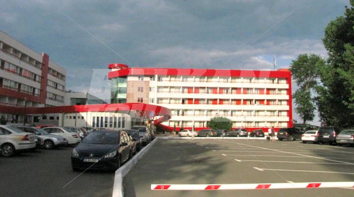 почивка в  Golden Tulip Mamaia