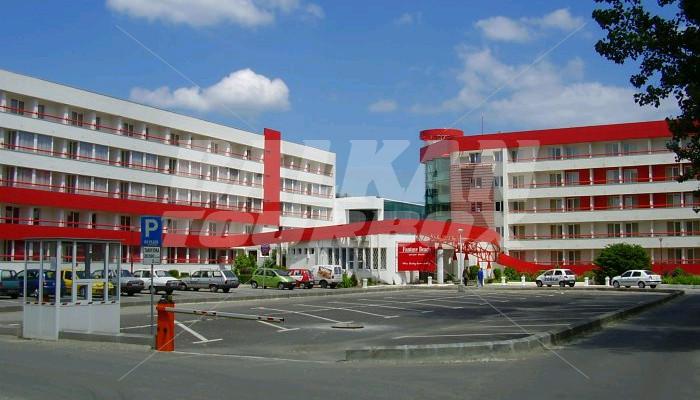 почивка в Golden Tulip Mamaia