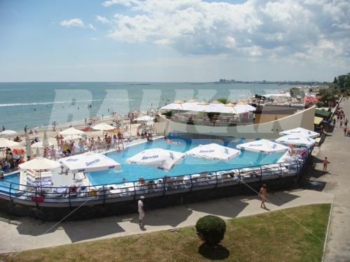 почивка в Golden Tulip Mamaia